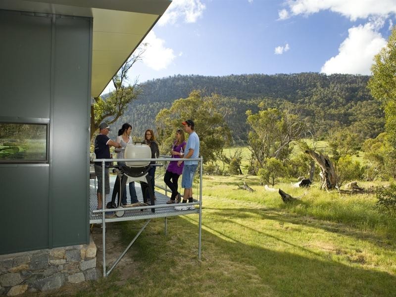 11 Wollondibby Road, Crackenback NSW 2627