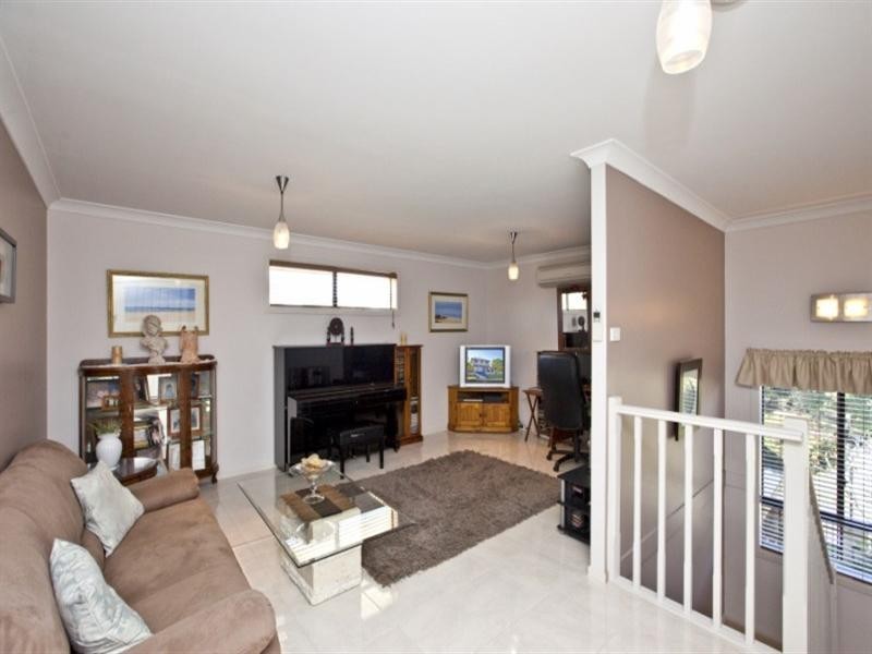 47 Cain Street, Redhead NSW 2290