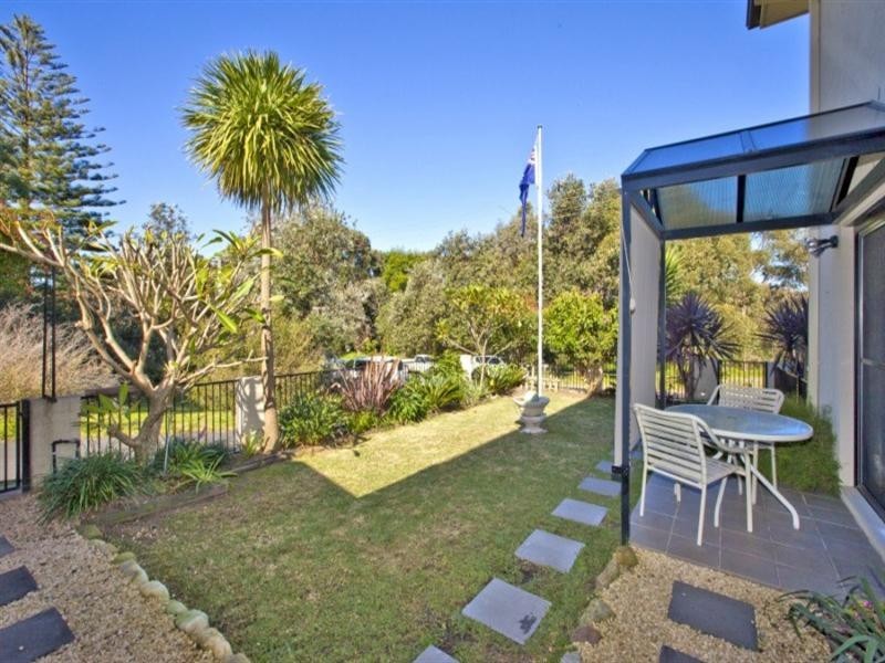 47 Cain Street, Redhead NSW 2290