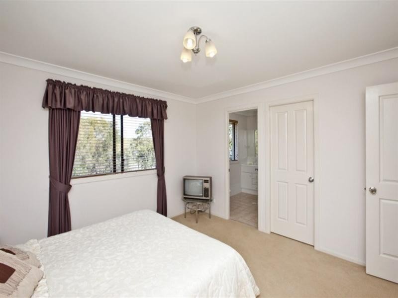 47 Cain Street, Redhead NSW 2290