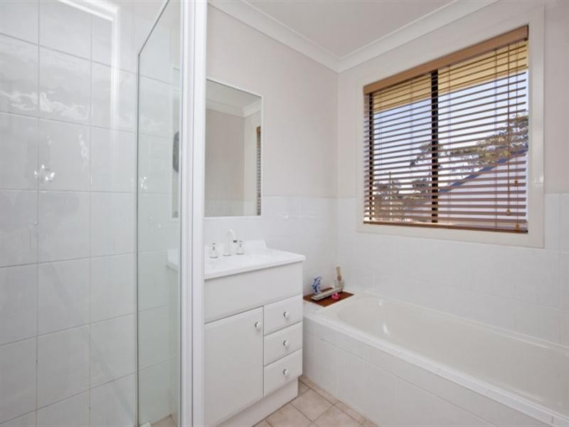 47 Cain Street, Redhead NSW 2290