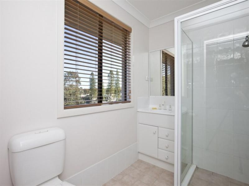 47 Cain Street, Redhead NSW 2290