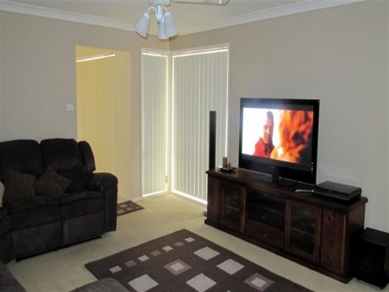 9 Bell Street, Speers Point NSW 2284