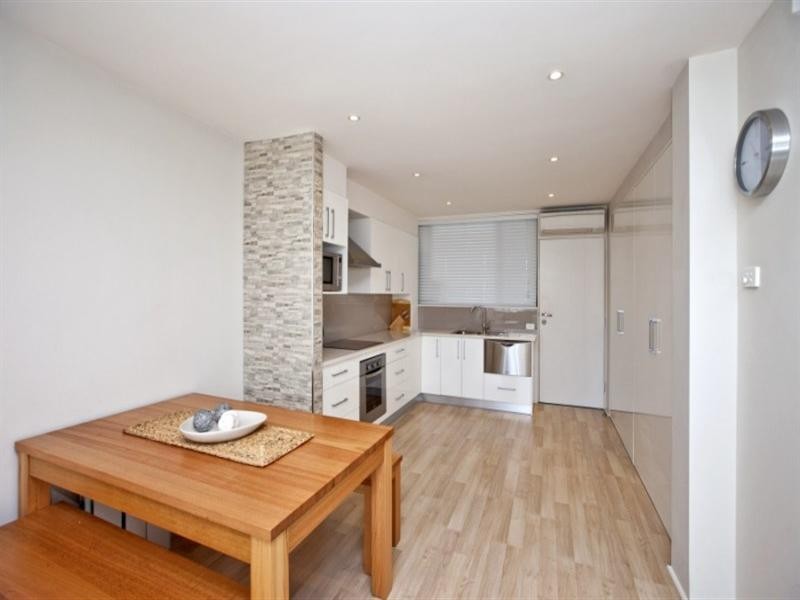 2/74 Railway Street, Merewether NSW 2291