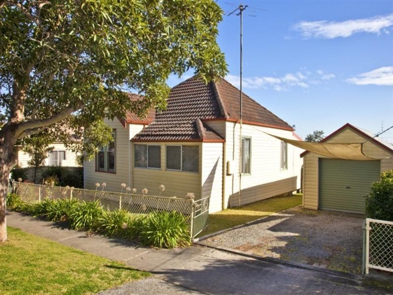 8 Martindale Street, Wallsend NSW 2287