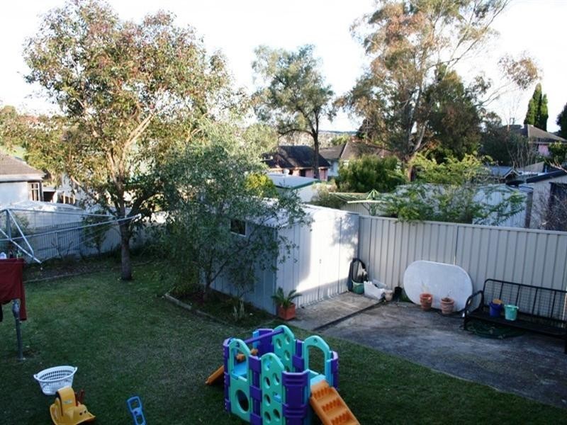 14 Alder Crescent, Gateshead NSW 2290