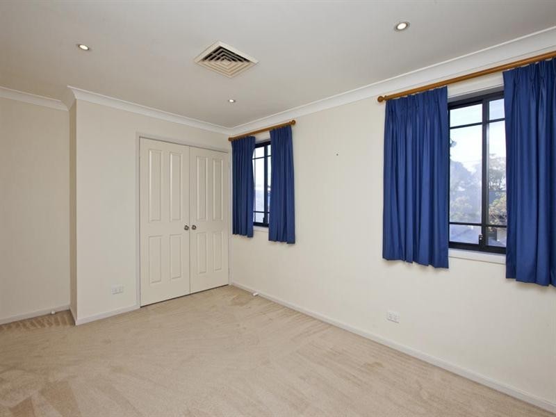 80 Cleary Street, Hamilton NSW 2303