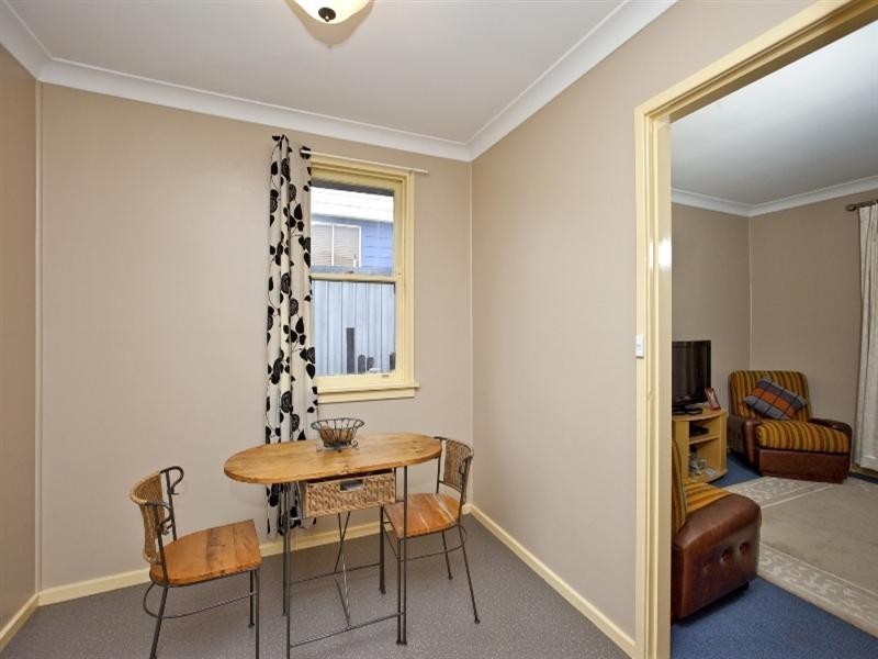 1 Plane Street, Gateshead NSW 2290