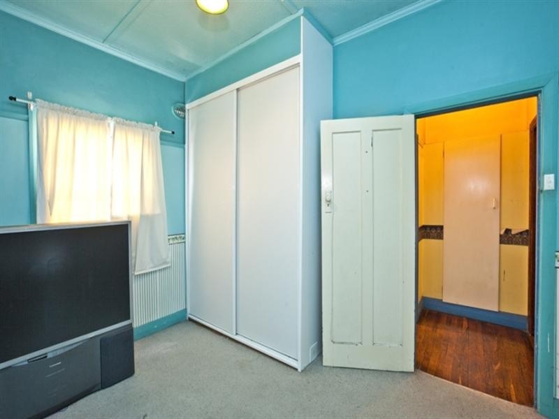 9 Railway Terrace, Mayfield NSW 2304