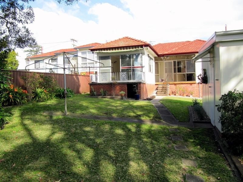10 McLeod Street, Wallsend NSW 2287