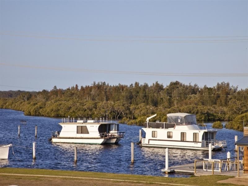 208/21 Marine Drive, Tea Gardens NSW 2324