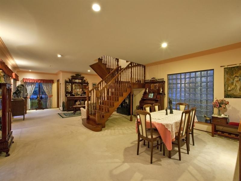 4 Charlton Street, Eleebana NSW 2282