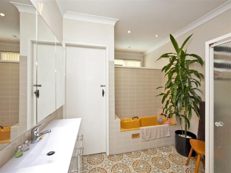 4A Ede Close, Charlestown NSW 2290