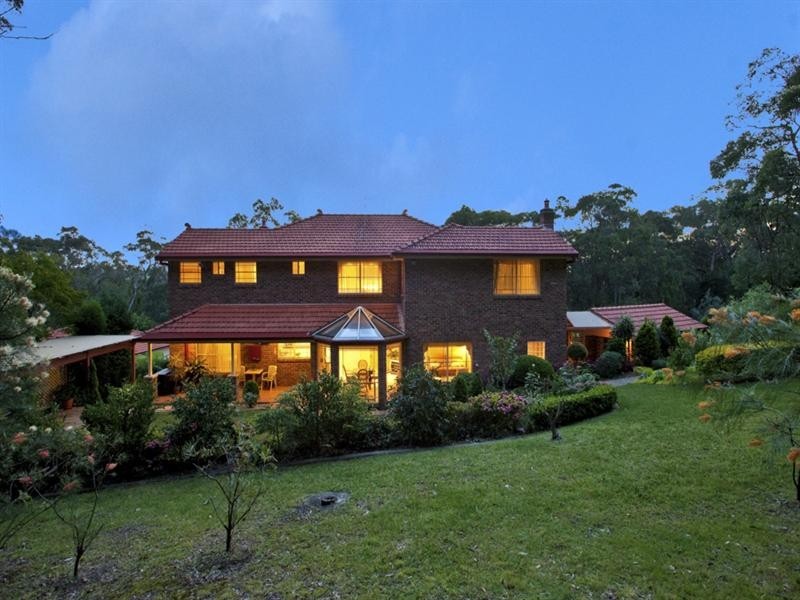 48 Woodside Drive, Eleebana NSW 2282