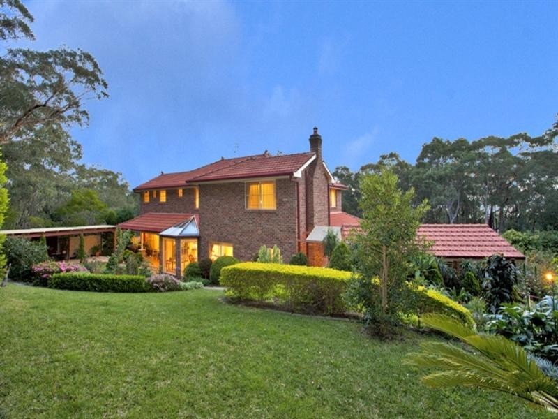 48 Woodside Drive, Eleebana NSW 2282