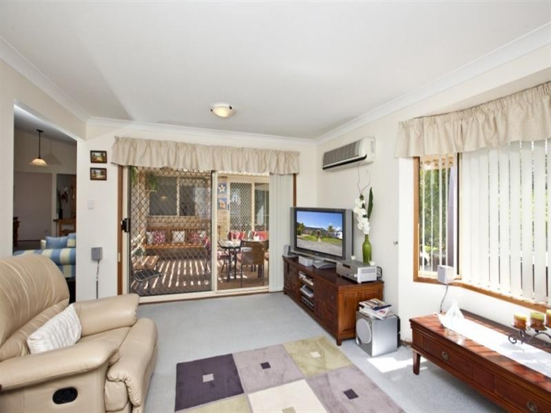 1 Calgarth Court, Lakelands NSW 2282