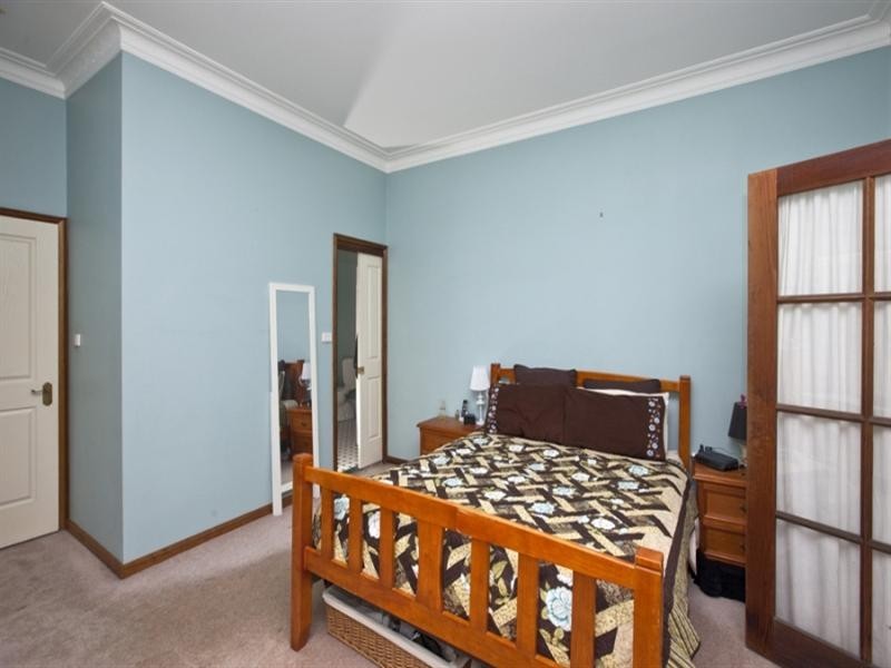 61 Seaview Close, Eleebana NSW 2282