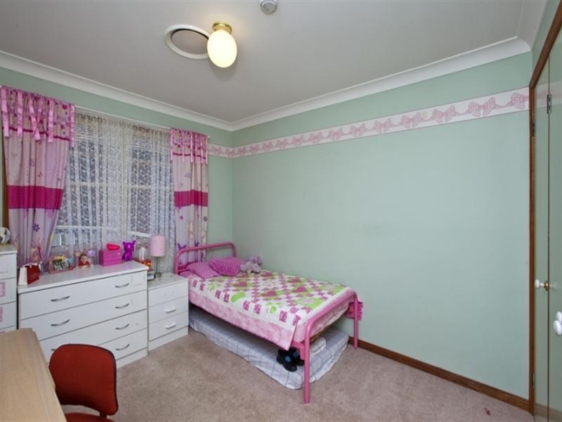 61 Seaview Close, Eleebana NSW 2282