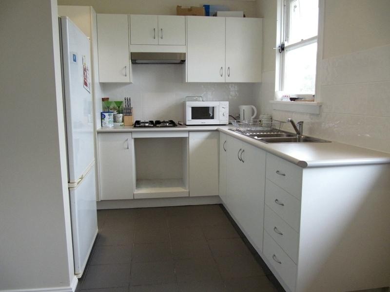 4 Redwood Crescent, Gateshead NSW 2290