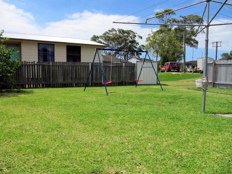 4 Redwood Crescent, Gateshead NSW 2290