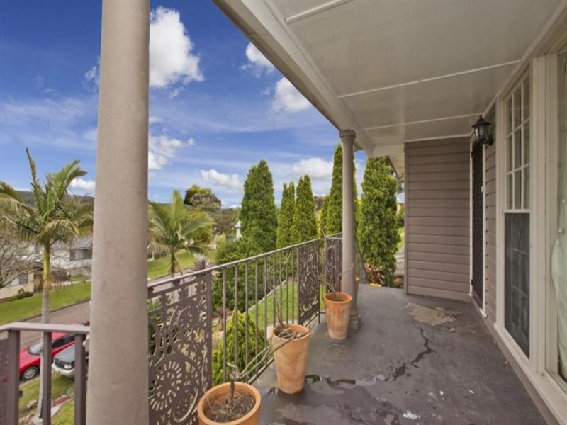 8 Lisa Avenue, Warners Bay NSW 2282