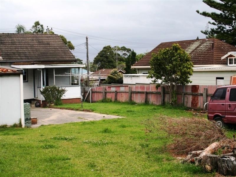 131 Cowlishaw Street, Redhead NSW 2290