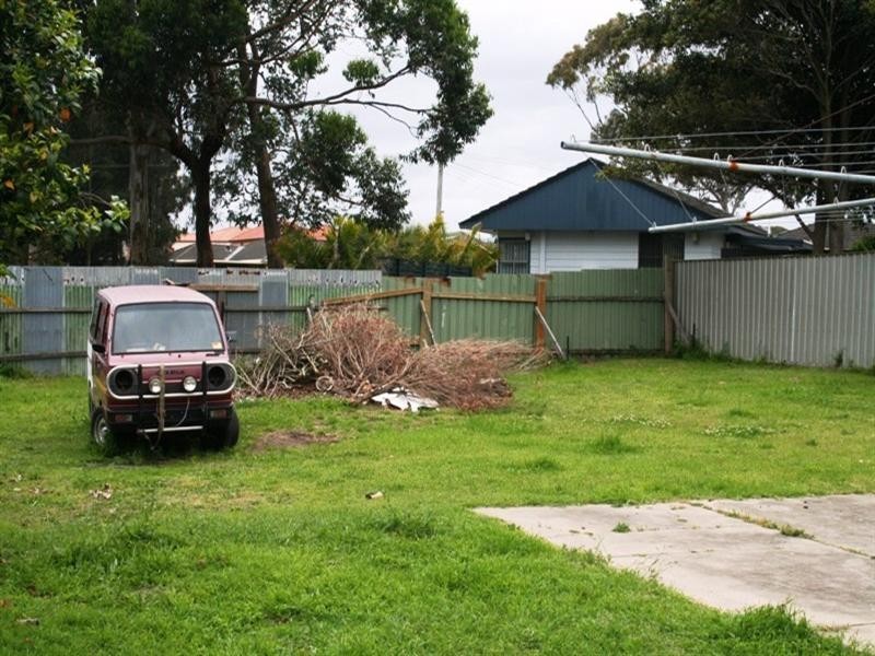 131 Cowlishaw Street, Redhead NSW 2290