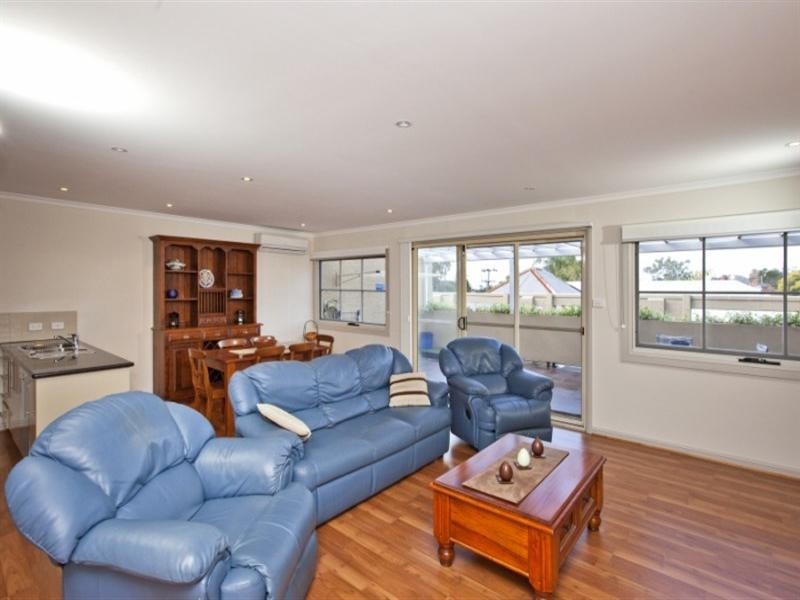 4/151 Teralba Road, Adamstown NSW 2289