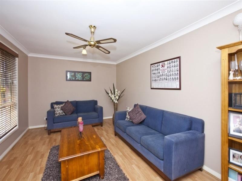 2A Bruce Street, Glendale NSW 2285