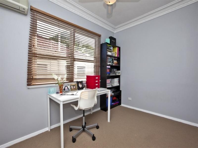 35 Kenibea Avenue, Kahibah NSW 2290