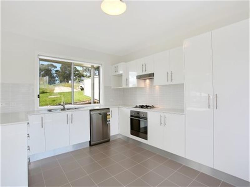 23/4 Crawford Lane, Mount Hutton NSW 2290