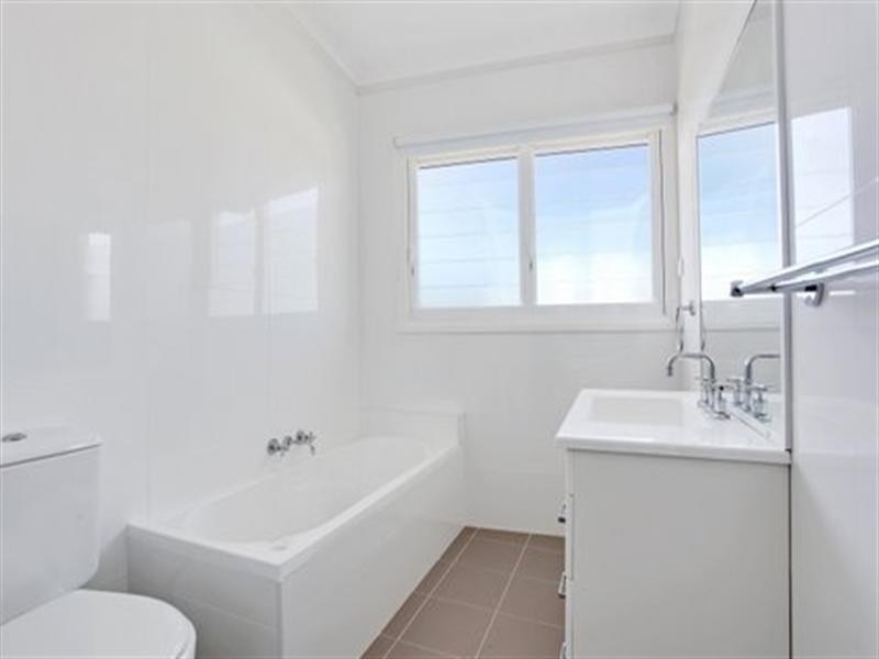 23/4 Crawford Lane, Mount Hutton NSW 2290