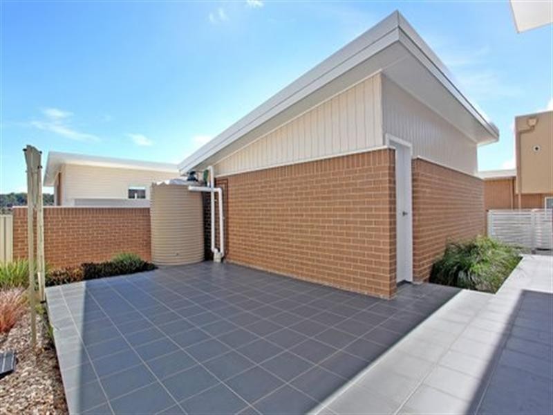 23/4 Crawford Lane, Mount Hutton NSW 2290