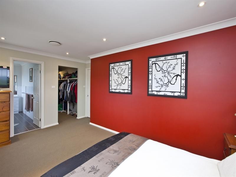 5 The Hill, Valentine NSW 2280