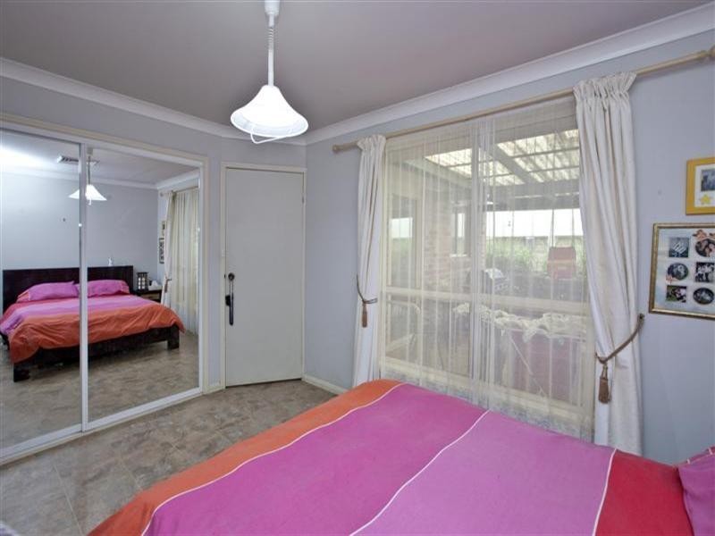 2/4 Herd Street, Mount Hutton NSW 2290