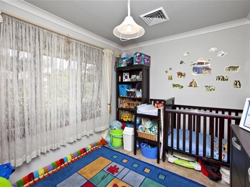 2/4 Herd Street, Mount Hutton NSW 2290