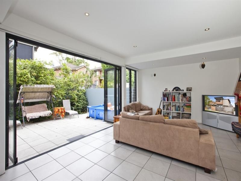 50 Railway Street, Merewether NSW 2291