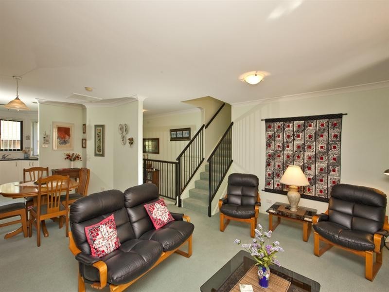 3/42 Kenibea Avenue, Kahibah NSW 2290