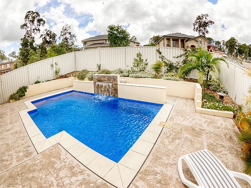 77 Araminta Chase, Cameron Park NSW 2285