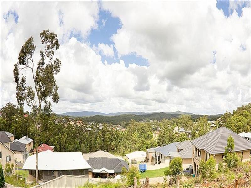 77 Araminta Chase, Cameron Park NSW 2285