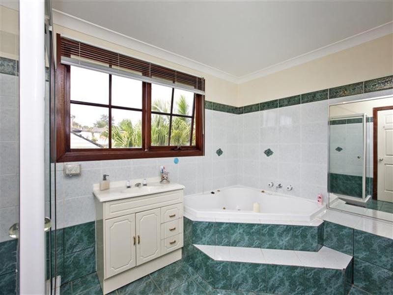 73 Wallsend Road, Kahibah NSW 2290