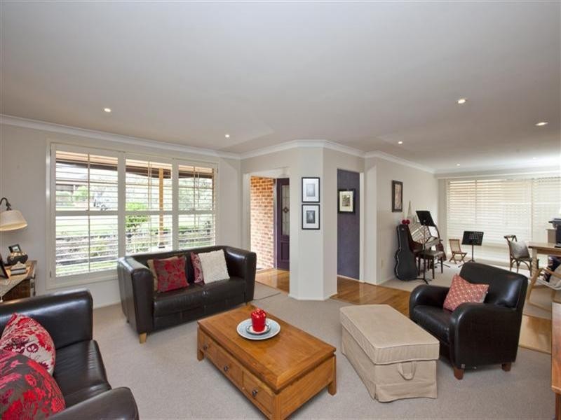 37 Leichhardt Road, Valentine NSW 2280