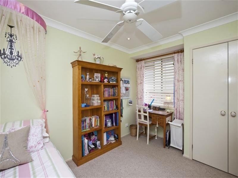 37 Leichhardt Road, Valentine NSW 2280