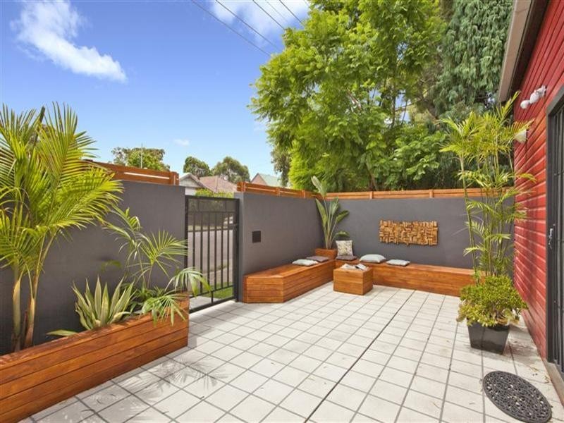 101 Lindsay Street, Hamilton NSW 2303