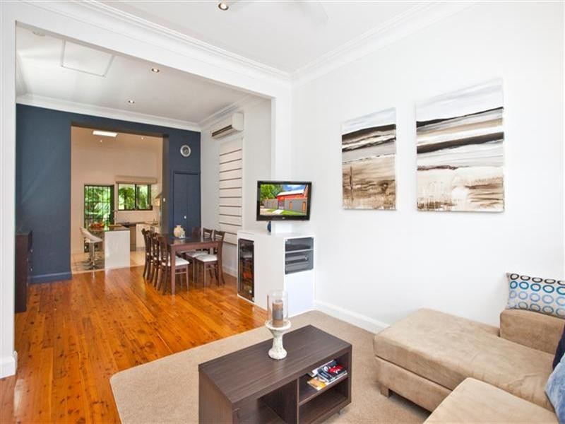 101 Lindsay Street, Hamilton NSW 2303