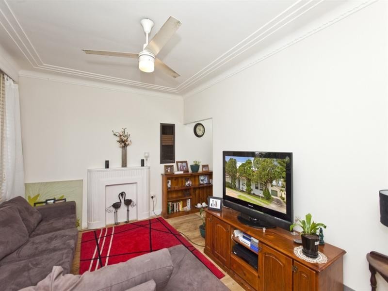 26 Dudley Road, Charlestown NSW 2290