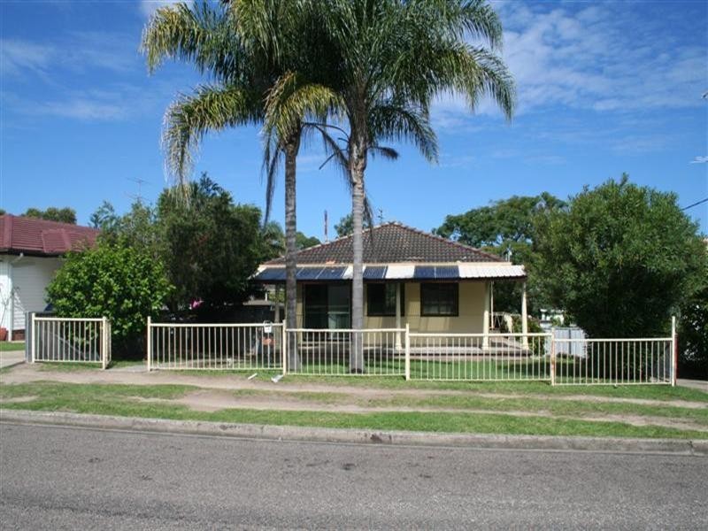 10 Mallee Street, Gateshead NSW 2290