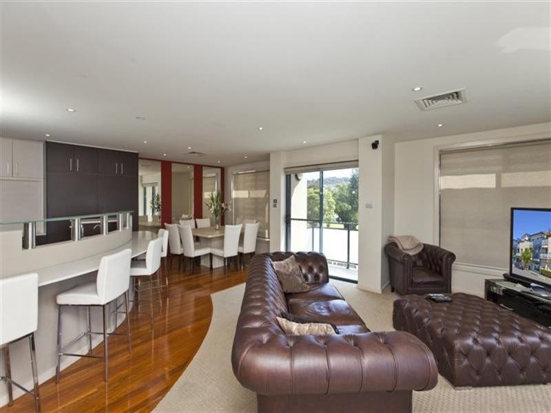 14/41 Charles Street, Warners Bay NSW 2282