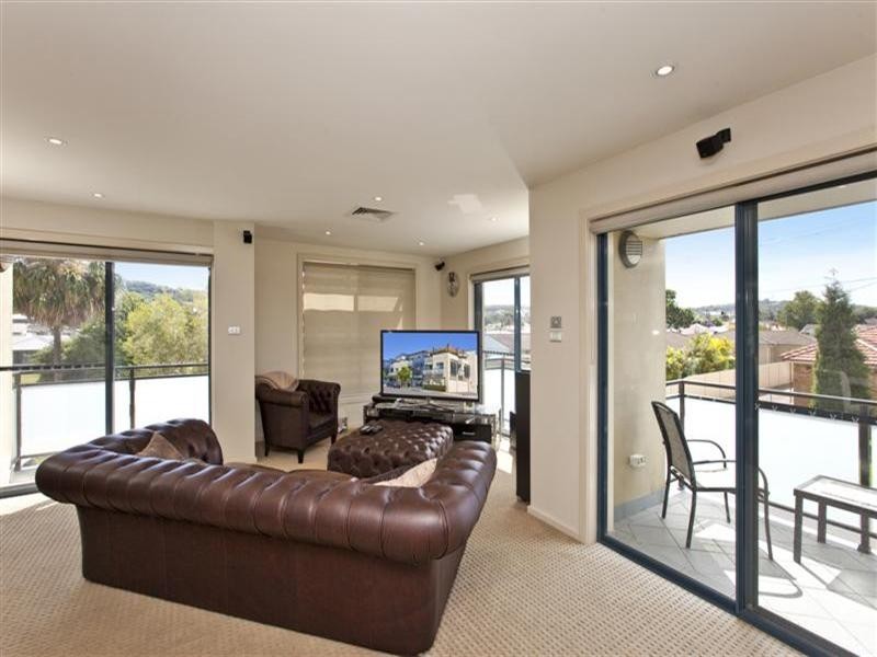 14/41 Charles Street, Warners Bay NSW 2282