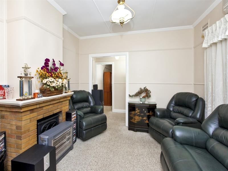 21 Warner Street, Warners Bay NSW 2282